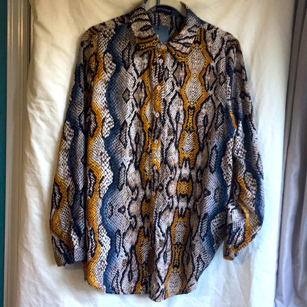 Blouse.